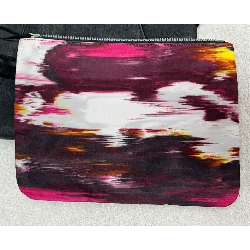 Lululemon In the Present Pouch Kit Cosmetic Bag 2 in 1